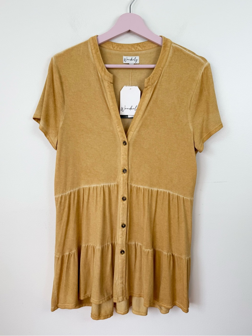NWT Wonderly Golden Mustard Yellow Tiered Knit Button-Down Tunic Size Large